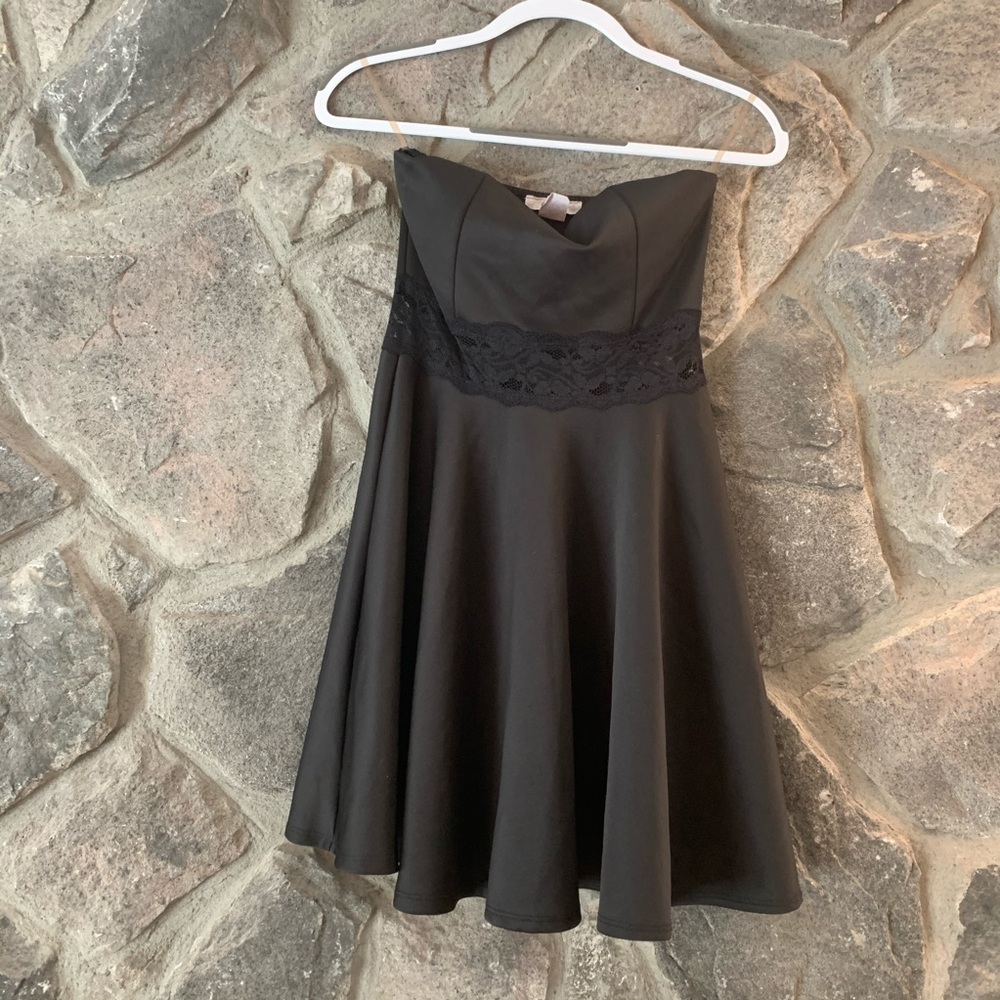 🎈Wild Daisy Midi Black Dress